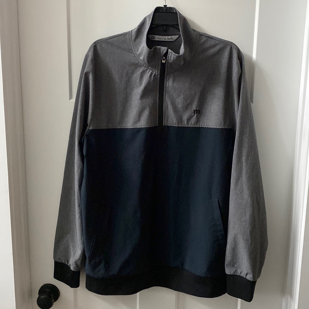 Travis Mathew quart zip black/grey lightweight stretchy jacket Sz large EUC